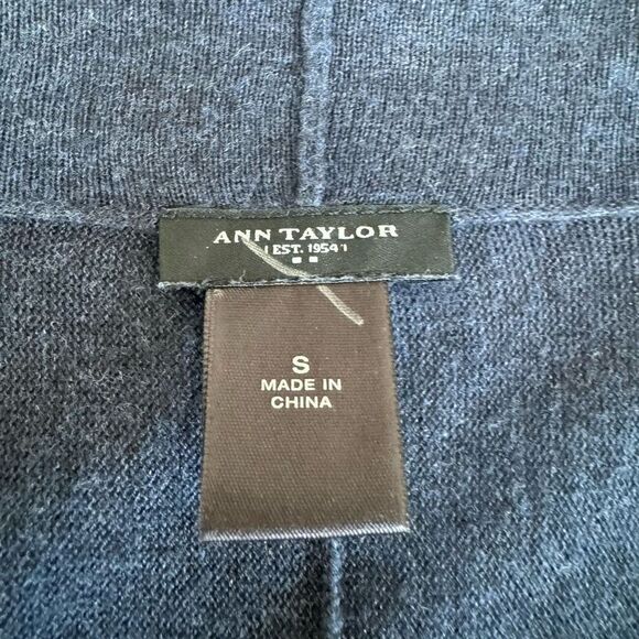 Ann Taylor navy blue cotton blend slouchy fit open front cardigan size S - Picture 4 of 8